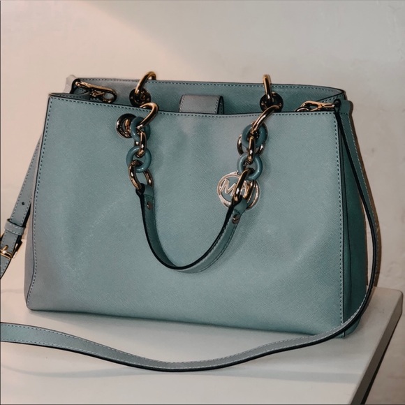 Michael Kors Cynthia Bag - Picture 1 of 7